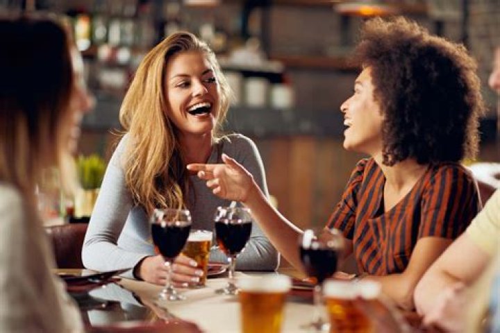 Are drinkers happier than non drinkers?