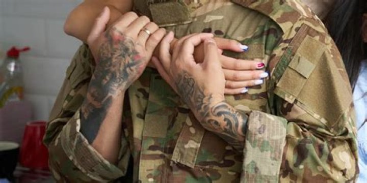 Are relationships allowed in the military?