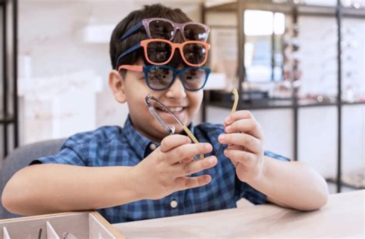 Can computer glasses damage your eyes?