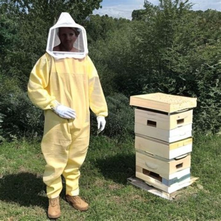 Can I leave a honey super on over winter?