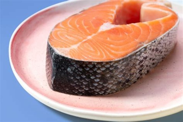 Can you eat salmon skin?