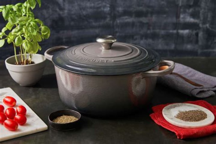Can you preheat Le Creuset Dutch oven empty?