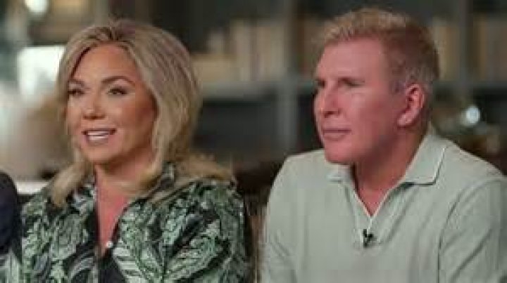 Does Chase Chrisley still have a candle business?