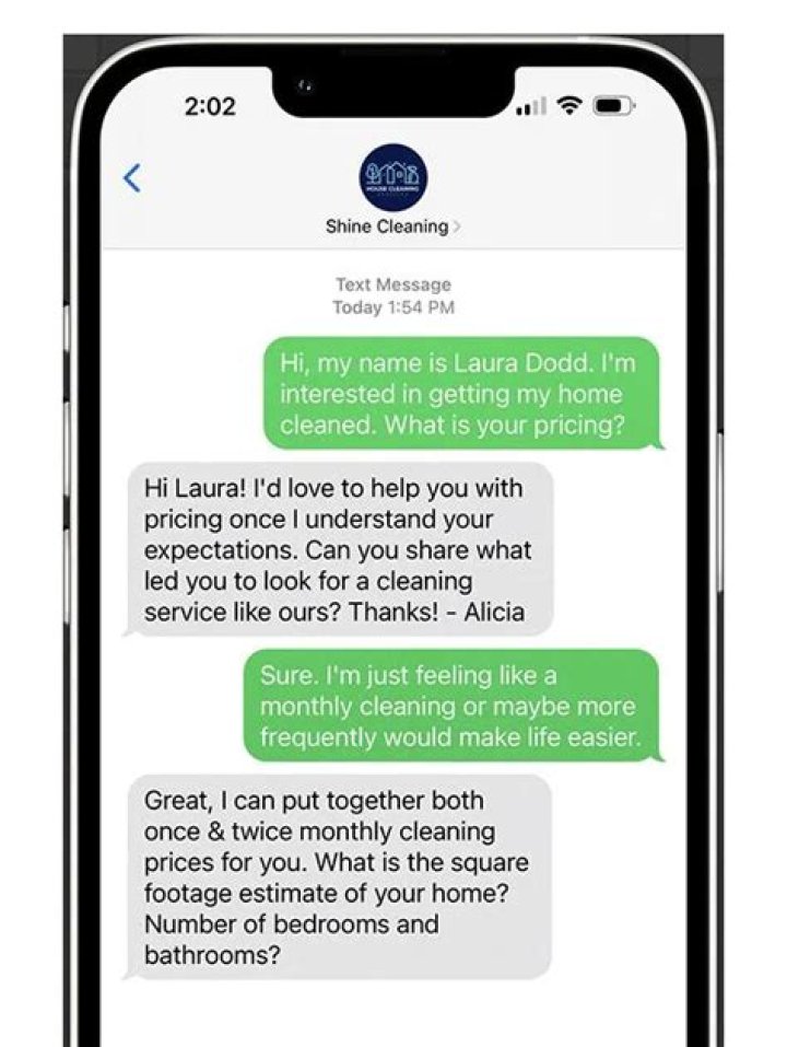How long do text messages stay on your phone?