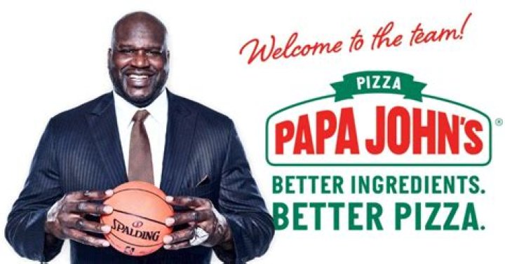 How many Papa John's does Shaquille O'Neal own?