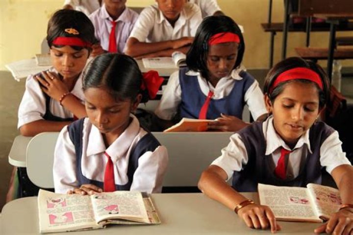 Is it girls or girl's school?