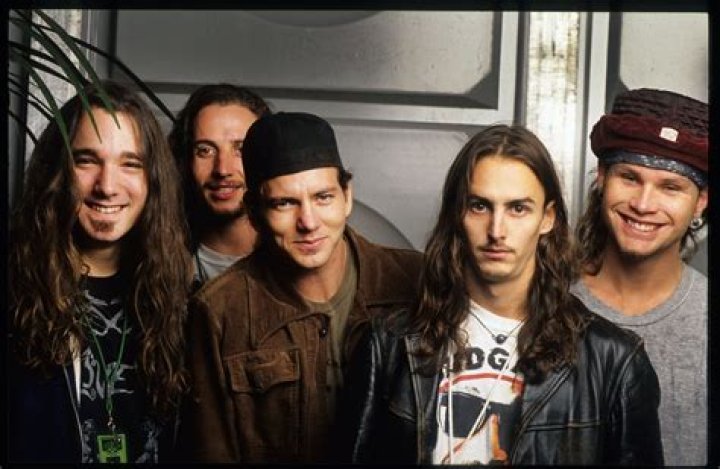 Is Pearl Jam grunge or post grunge?