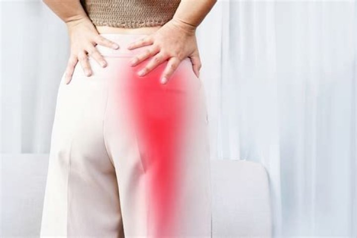 What are the causes of lower back pain above the buttocks?