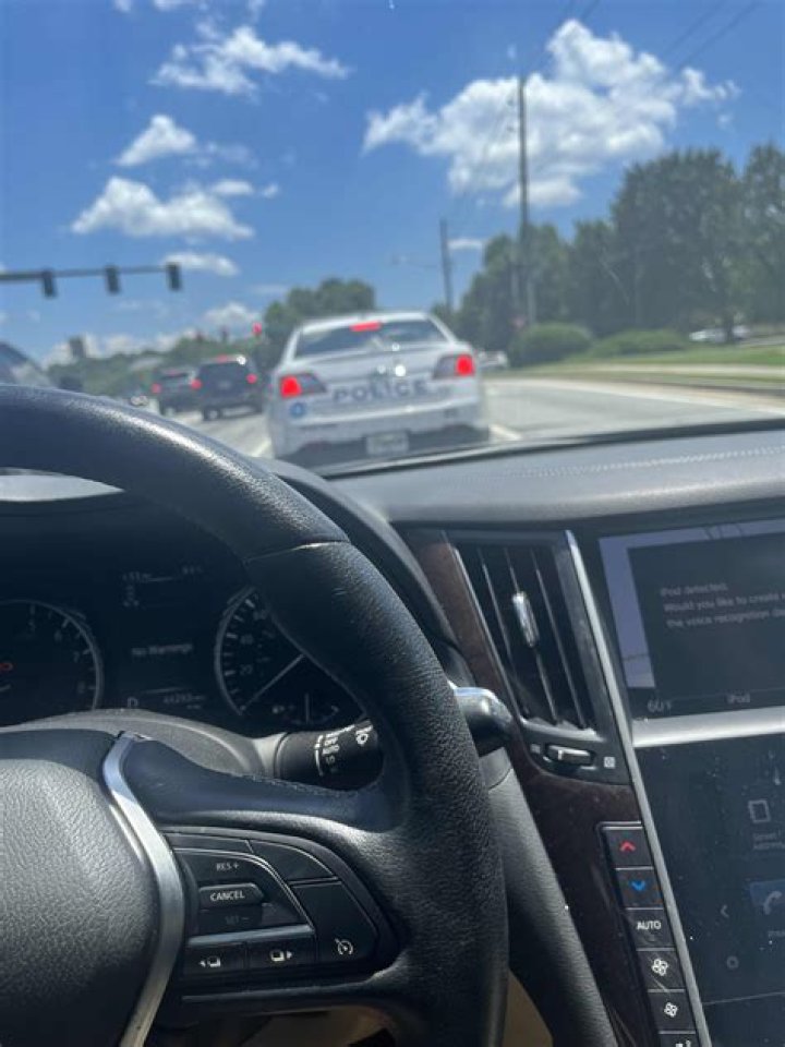 What car does Morgz have?