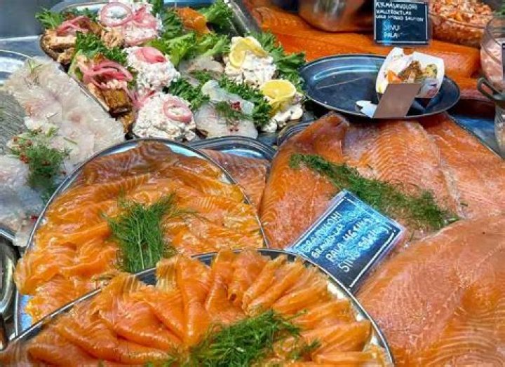 What type of food do they eat in Iceland?